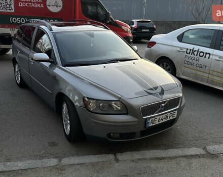 Сірий Вольво V50, об'ємом двигуна 2 л та пробігом 280 тис. км за 5000 $, фото 1 на Automoto.ua