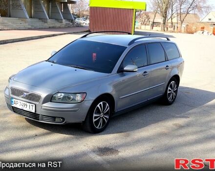 Сірий Вольво V50, об'ємом двигуна 2 л та пробігом 320 тис. км за 4999 $, фото 1 на Automoto.ua