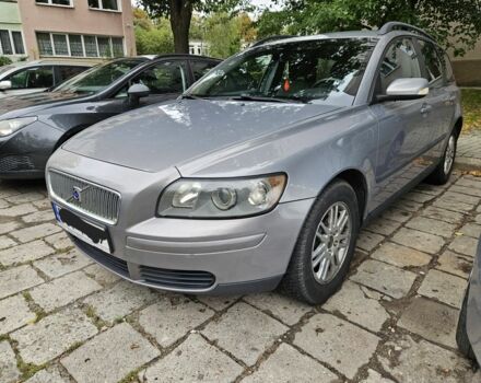 Сірий Вольво V50, об'ємом двигуна 1.6 л та пробігом 360 тис. км за 2294 $, фото 1 на Automoto.ua
