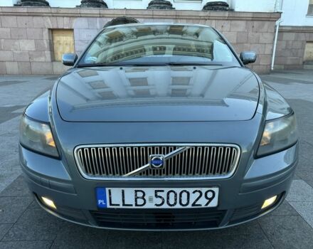 Серый Вольво В50, объемом двигателя 2 л и пробегом 403 тыс. км за 3000 $, фото 1 на Automoto.ua