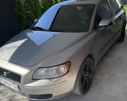 Сірий Вольво V50, об'ємом двигуна 1.6 л та пробігом 360 тис. км за 4985 $, фото 1 на Automoto.ua