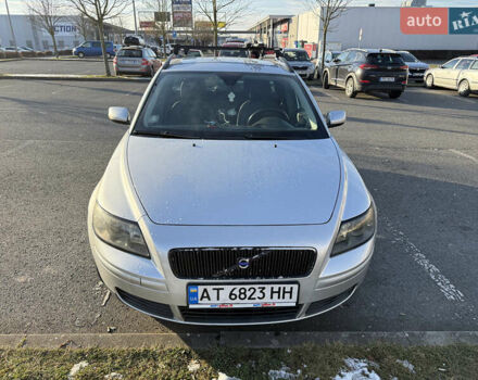 Сірий Вольво V50, об'ємом двигуна 1.56 л та пробігом 350 тис. км за 5230 $, фото 1 на Automoto.ua