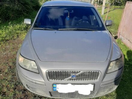 Вольво В50 2005 в Надворной на Automoto.ua Серый Вольво В50, объемом двигателя 0 л и пробегом 200 тыс. км за 4787 $, фото 1 на Automoto.ua