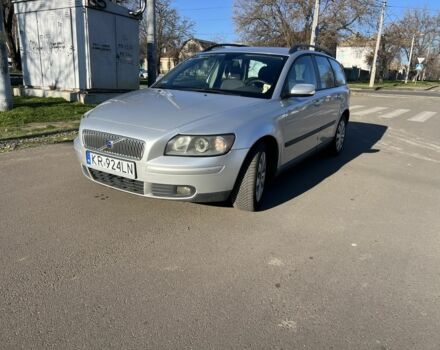 Серый Вольво В50, объемом двигателя 0 л и пробегом 250 тыс. км за 2499 $, фото 1 на Automoto.ua