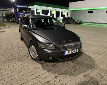 Сірий Вольво V50, об'ємом двигуна 2 л та пробігом 300 тис. км за 2750 $, фото 1 на Automoto.ua