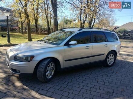 Вольво V50 2006 у Брошнів-осада на Automoto.ua Сірий Вольво V50, об'ємом двигуна 1.8 л та пробігом 230 тис. км за 5300 $, фото 1 на Automoto.ua