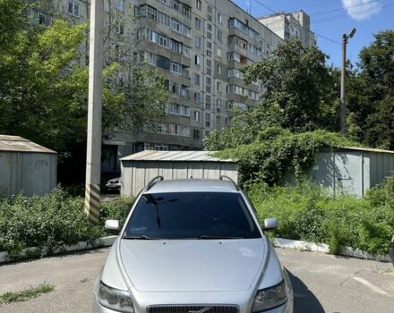 Серый Вольво В50, объемом двигателя 1.6 л и пробегом 292 тыс. км за 5702 $, фото 1 на Automoto.ua