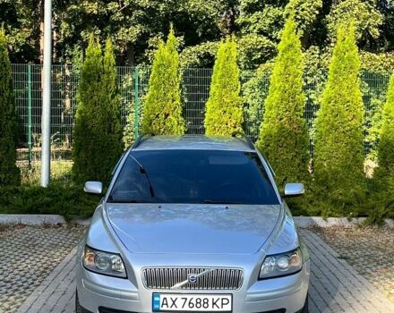 Сірий Вольво V50, об'ємом двигуна 1.56 л та пробігом 292 тис. км за 6200 $, фото 1 на Automoto.ua