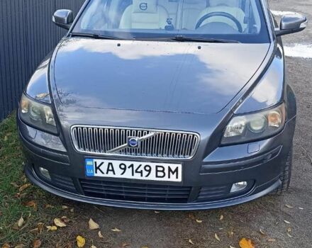 Вольво В50 2006 в Корсунь-Шевченковском на Automoto.ua Серый Вольво В50, объемом двигателя 1.8 л и пробегом 267 тыс. км за 6500 $, фото 1 на Automoto.ua
