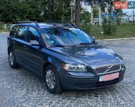 Сірий Вольво V50, об'ємом двигуна 1.8 л та пробігом 201 тис. км за 6700 $, фото 1 на Automoto.ua