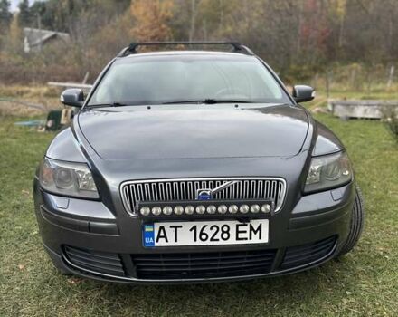 Сірий Вольво V50, об'ємом двигуна 1.6 л та пробігом 599 тис. км за 4500 $, фото 1 на Automoto.ua