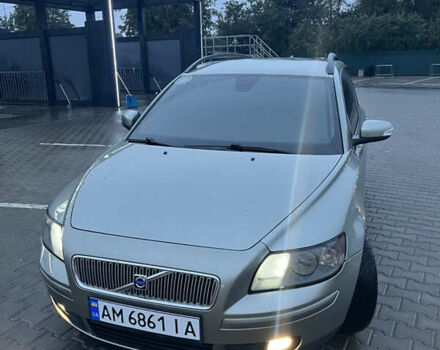 Сірий Вольво V50, об'ємом двигуна 1.6 л та пробігом 280 тис. км за 5800 $, фото 1 на Automoto.ua