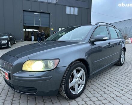 Сірий Вольво V50, об'ємом двигуна 2 л та пробігом 370 тис. км за 7140 $, фото 1 на Automoto.ua