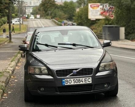 Сірий Вольво V50, об'ємом двигуна 2 л та пробігом 385 тис. км за 5200 $, фото 1 на Automoto.ua