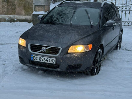 Вольво V50 2007 у Житомирі на Automoto.ua Сірий Вольво V50, об'ємом двигуна 1.6 л та пробігом 278 тис. км за 5500 $, фото 1 на Automoto.ua