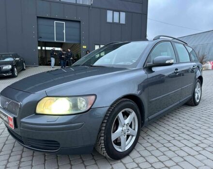 Сірий Вольво V50, об'ємом двигуна 2 л та пробігом 370 тис. км за 6990 $, фото 1 на Automoto.ua
