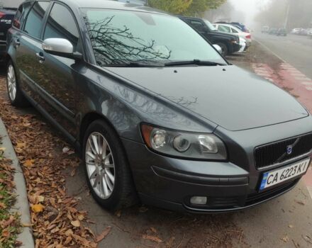 Сірий Вольво V50, об'ємом двигуна 2 л та пробігом 348 тис. км за 3000 $, фото 1 на Automoto.ua