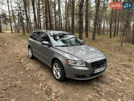 Вольво V50 2007 у Вознесенске на Automoto.ua Сірий Вольво V50, об'ємом двигуна 1.6 л та пробігом 290 тис. км за 7000 $, фото 1 на Automoto.ua