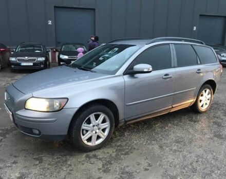 Серый Вольво В50, объемом двигателя 1.6 л и пробегом 367 тыс. км за 6490 $, фото 1 на Automoto.ua