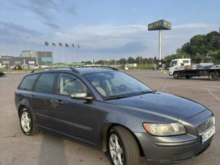 Вольво В50 2007 в Львове на Automoto.ua Серый Вольво В50, объемом двигателя 2 л и пробегом 367 тыс. км за 7200 $, фото 1 на Automoto.ua