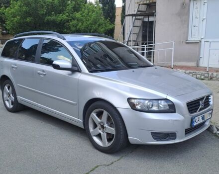 Сірий Вольво V50, об'ємом двигуна 2 л та пробігом 272 тис. км за 4400 $, фото 1 на Automoto.ua