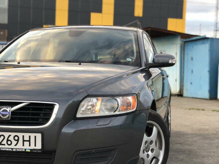 Вольво V50 2007 у Хмельницькому на Automoto.ua Сірий Вольво V50, об'ємом двигуна 1.6 л та пробігом 220 тис. км за 6490 $, фото 1 на Automoto.ua