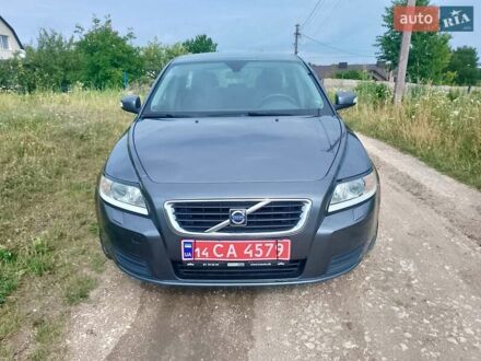 Вольво В50 2008 в Тернополе на Automoto.ua Серый Вольво В50, объемом двигателя 1.6 л и пробегом 245 тыс. км за 6750 $, фото 1 на Automoto.ua