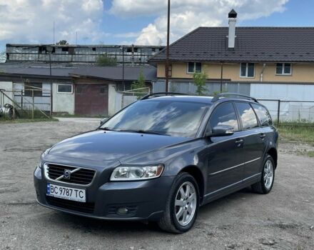 Сірий Вольво V50, об'ємом двигуна 2 л та пробігом 301 тис. км за 7500 $, фото 1 на Automoto.ua