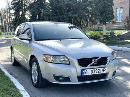 Вольво В50 2008 в Сквира на Automoto.ua Серый Вольво В50, объемом двигателя 2 л и пробегом 317 тыс. км за 5300 $, фото 1 на Automoto.ua