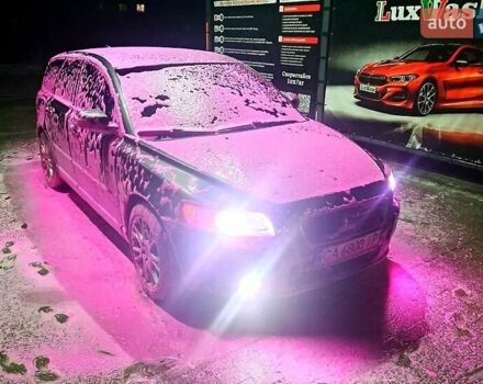 Сірий Вольво V50, об'ємом двигуна 1.6 л та пробігом 300 тис. км за 6500 $, фото 1 на Automoto.ua