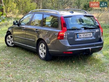 Вольво В50 2009 в Радивилове на Automoto.ua Серый Вольво В50, объемом двигателя 1.6 л и пробегом 275 тыс. км за 6900 $, фото 1 на Automoto.ua