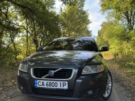 Серый Вольво В50, объемом двигателя 1.6 л и пробегом 307 тыс. км за 5900 $, фото 1 на Automoto.ua