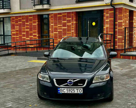 Сірий Вольво V50, об'ємом двигуна 1.6 л та пробігом 261 тис. км за 6350 $, фото 1 на Automoto.ua