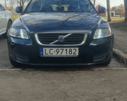 Сірий Вольво V50, об'ємом двигуна 0 л та пробігом 249 тис. км за 3600 $, фото 1 на Automoto.ua