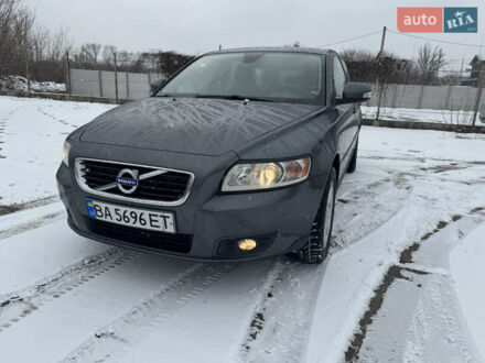 Вольво В50 2009 в Кропивницком (Кировограде) на Automoto.ua Серый Вольво В50, объемом двигателя 1.56 л и пробегом 220 тыс. км за 6800 $, фото 1 на Automoto.ua