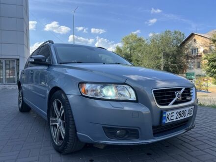 Вольво В50 2009 в Каменское - Днепродзержинск на Automoto.ua Серый Вольво В50, объемом двигателя 1.6 л и пробегом 269 тыс. км за 7400 $, фото 1 на Automoto.ua
