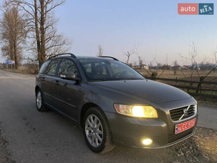 Вольво V50 2009 у Івано-Франківську на Automoto.ua Сірий Вольво V50, об'ємом двигуна 1.8 л та пробігом 217 тис. км за 5599 $, фото 1 на Automoto.ua