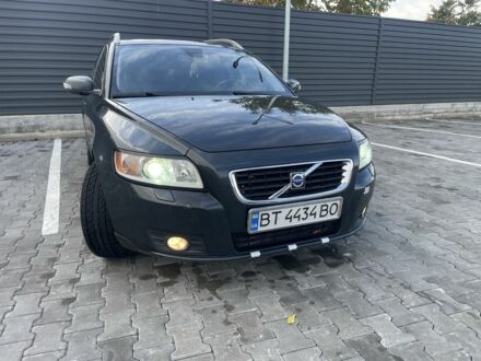 Вольво В50 2009 в Николаеве на Automoto.ua Серый Вольво В50, объемом двигателя 1.6 л и пробегом 300 тыс. км за 4700 $, фото 1 на Automoto.ua