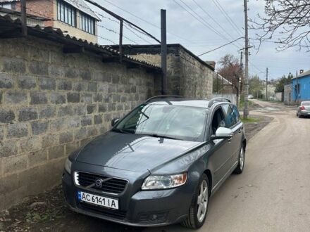 Сірий Вольво V50, об'ємом двигуна 2.4 л та пробігом 3 тис. км за 4600 $, фото 1 на Automoto.ua