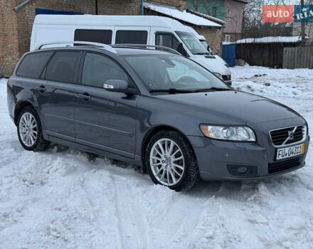 Серый Вольво В50, объемом двигателя 2 л и пробегом 192 тыс. км за 7850 $, фото 1 на Automoto.ua