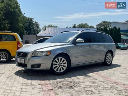 Серый Вольво В50, объемом двигателя 1.56 л и пробегом 246 тыс. км за 7400 $, фото 1 на Automoto.ua