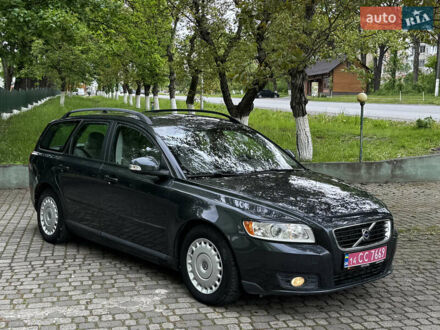 Вольво V50 2010 у Залещиках на Automoto.ua Сірий Вольво V50, об'ємом двигуна 1.6 л та пробігом 236 тис. км за 7350 $, фото 1 на Automoto.ua