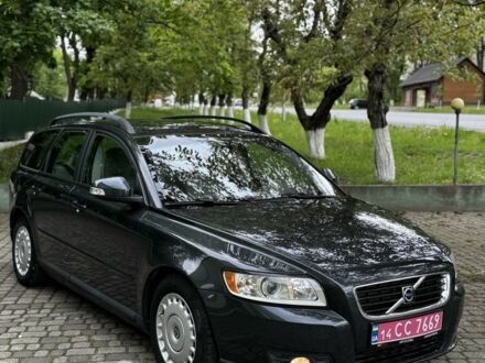 Вольво V50 2010 у Залещиках на Automoto.ua Сірий Вольво V50, об'ємом двигуна 1.6 л та пробігом 235 тис. км за 7400 $, фото 1 на Automoto.ua