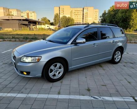 Сірий Вольво V50, об'ємом двигуна 1.6 л та пробігом 227 тис. км за 5950 $, фото 1 на Automoto.ua