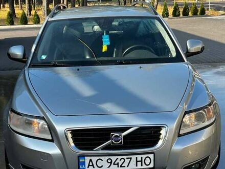 Сірий Вольво V50, об'ємом двигуна 1.56 л та пробігом 184 тис. км за 7100 $, фото 1 на Automoto.ua