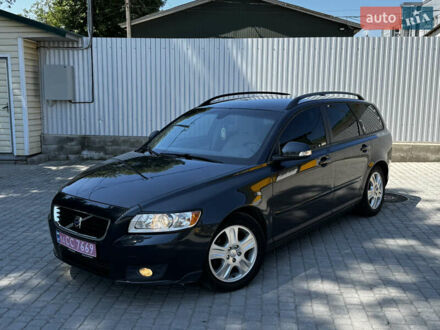 Вольво В50 2010 в Залещиках на Automoto.ua Серый Вольво В50, объемом двигателя 1.6 л и пробегом 240 тыс. км за 7350 $, фото 1 на Automoto.ua