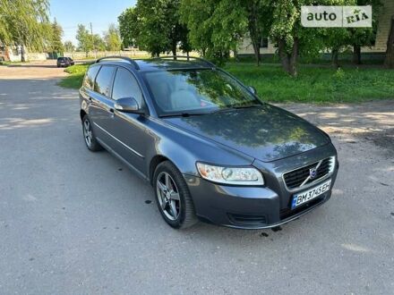 Сірий Вольво V50, об'ємом двигуна 0 л та пробігом 230 тис. км за 8000 $, фото 1 на Automoto.ua