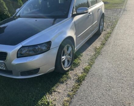 Сірий Вольво V50, об'ємом двигуна 1.6 л та пробігом 224 тис. км за 6494 $, фото 1 на Automoto.ua
