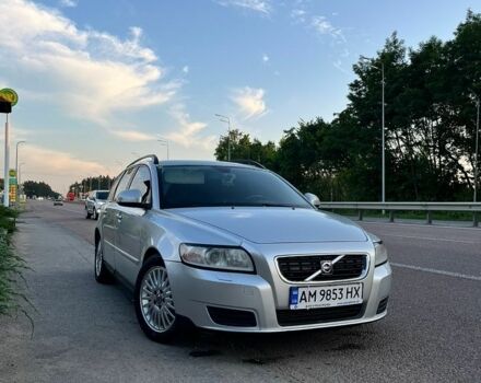 Сірий Вольво V50, об'ємом двигуна 1.56 л та пробігом 218 тис. км за 6999 $, фото 1 на Automoto.ua
