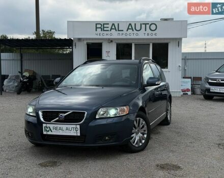 Сірий Вольво V50, об'ємом двигуна 1.6 л та пробігом 226 тис. км за 6900 $, фото 1 на Automoto.ua